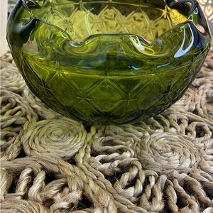 Vintage Indiana Ruffle Glass Bowl